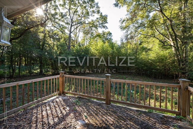 Building Photo - Fully Renovated 3/2 in West Mobile!
