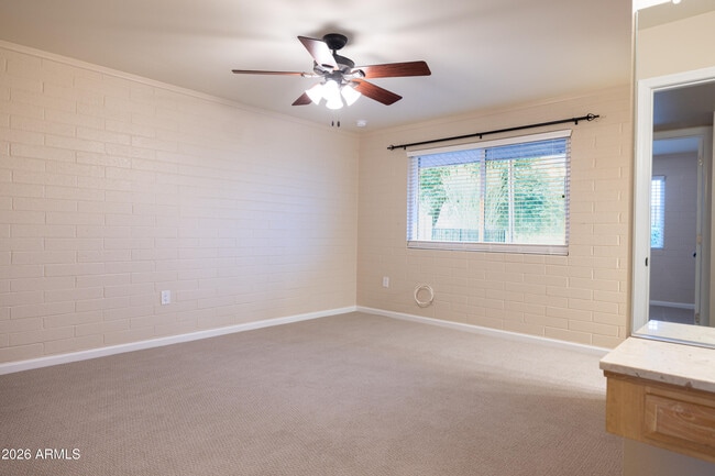 Building Photo - 10229 W Desert Hills Dr