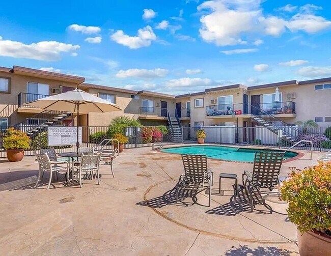 Building Photo - 2-Bed, 1.5-Bath Condo in Convenient El Cajon Location