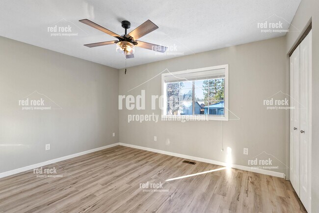 Building Photo - 6103 W Wind River Dr