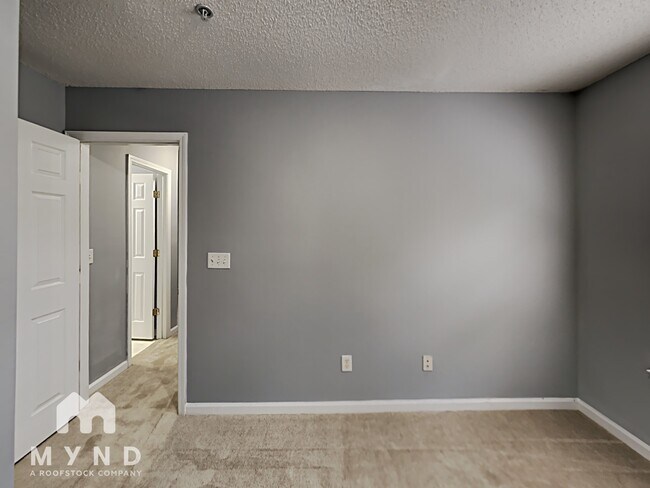 Building Photo - 356 Azalea Cir