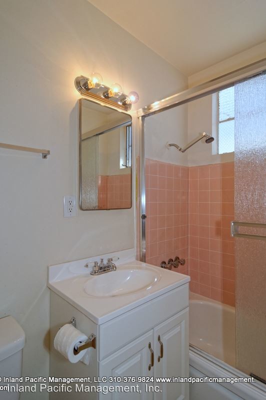 Building Photo - 48 Hermosa Ave