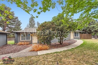 Building Photo - Charming Unit 2 Beds 1 Bath waiting for you!!! NEW PRICE $1,595 and REDUCED SECURITY DEPOSIT!!