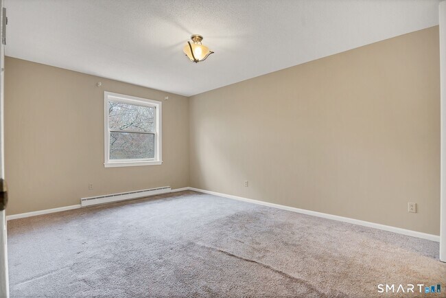 Building Photo - 111 A Niles Hill Rd