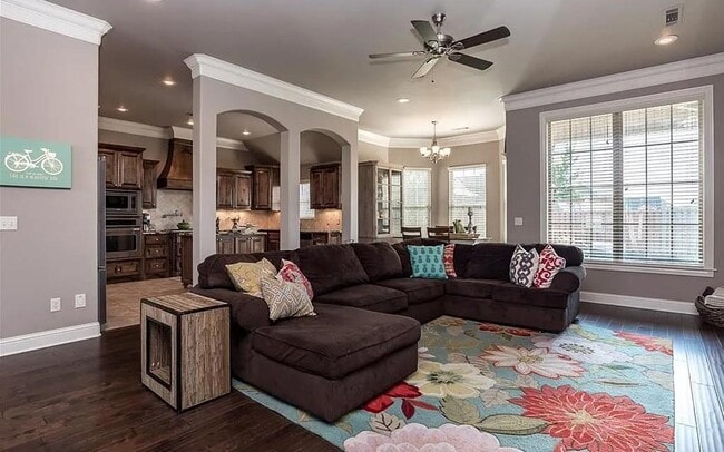 Building Photo - 3403 SW Crosswinds Blvd