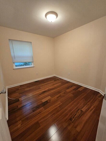 Building Photo - 1404 N 30th St