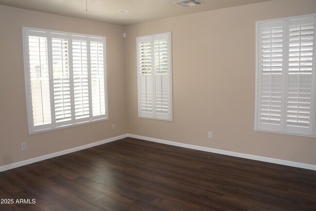 Building Photo - 3829 E Morelos St