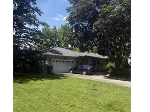 Building Photo - 6208 Hillside Rd