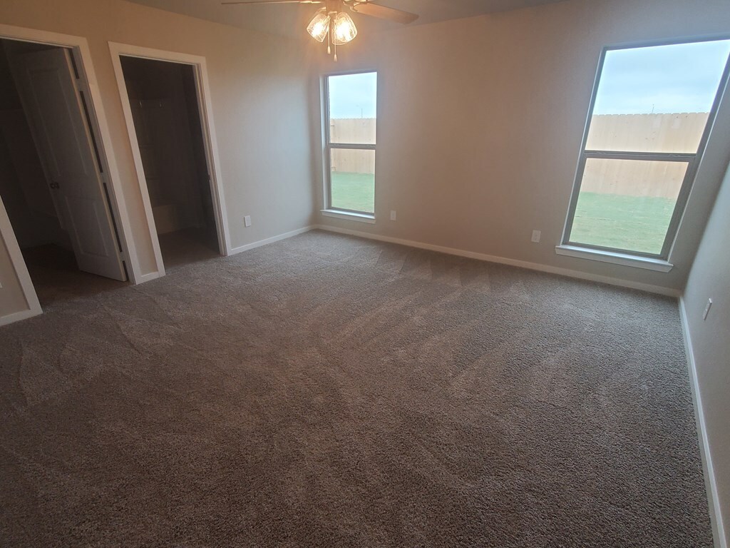 Building Photo - 1329 Masquerade Blvd