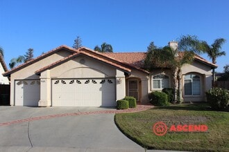 Building Photo - Poolside Living in Rosedale – Spacious 3 Bed / 2 Bath Home!