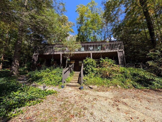 Building Photo - Furnished Montreat Basement Apartment! - U...