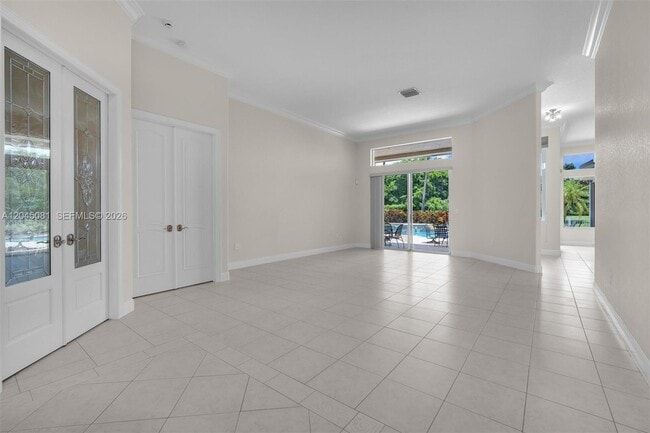 Building Photo - 16310 Paddock Ln