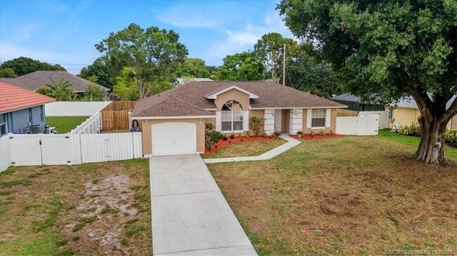 Building Photo - 517 SW College Park Rd