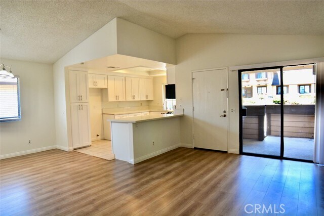 Building Photo - 21696 Laurelrim Dr