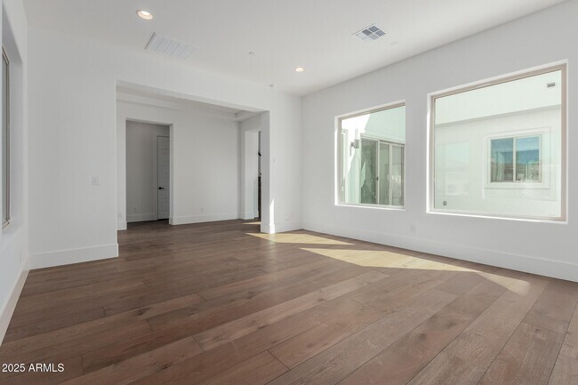 Building Photo - 12417 N 93rd Way