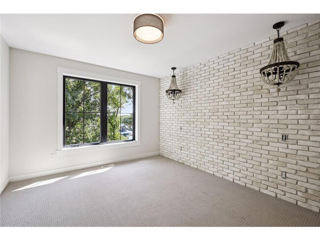 Building Photo - 21845 Byron Cir