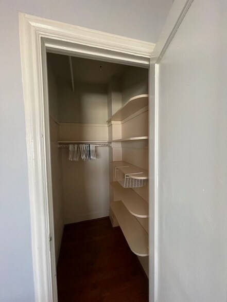 Building Photo - 2715 Boardwalk