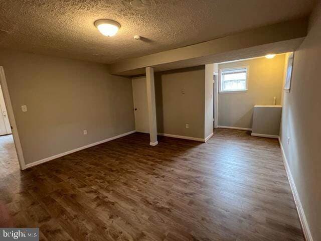 Building Photo - 1400 Admiral Dr
