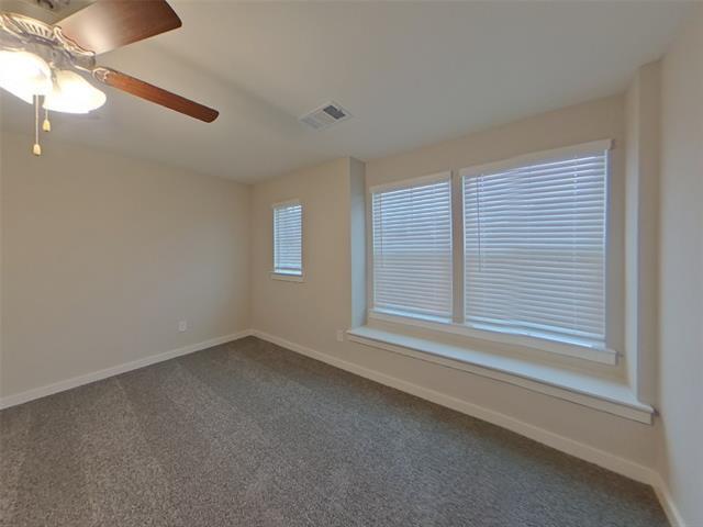 Building Photo - 321 Lincoln Cir