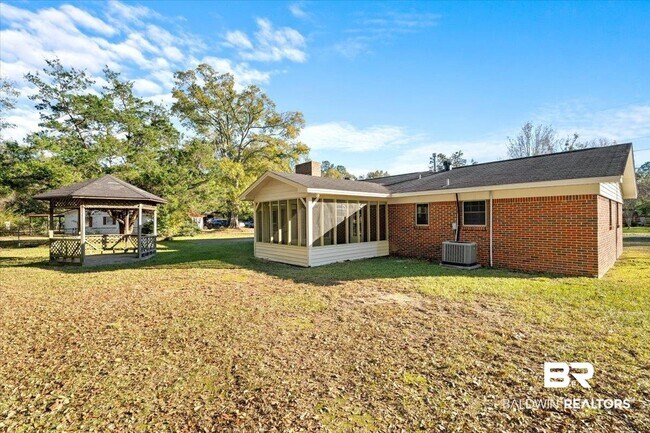 Building Photo - 101 Stover Dr
