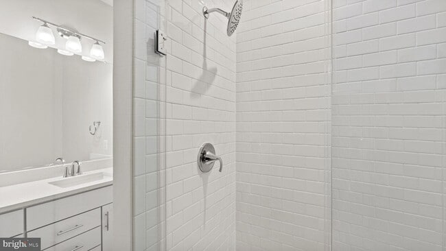 Building Photo - 15071 Jaxton Sq Ln