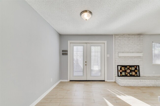 Building Photo - 14228 Misty Meadow Ln