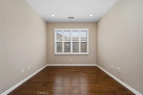 Building Photo - 124 Hayseed