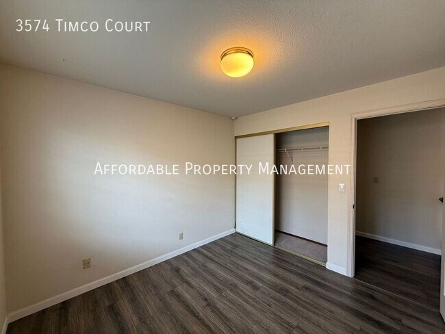 Building Photo - 3574 Timco Ct