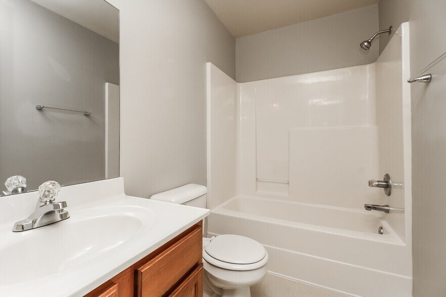 Building Photo - 2077 Prescott Way