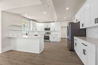 Building Photo - Amazing home in Phoebus