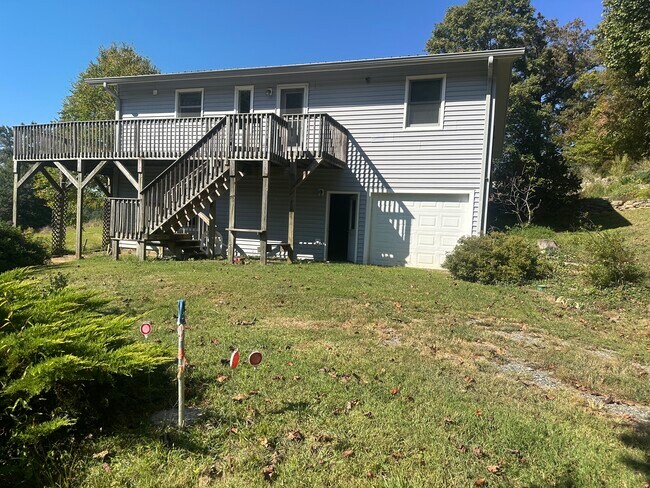 Building Photo - 1510 Graham Rd