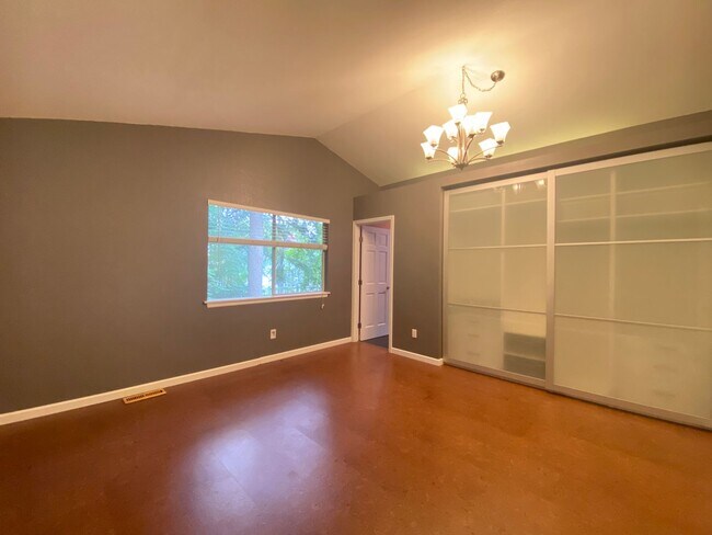 Building Photo - Great Home for rent