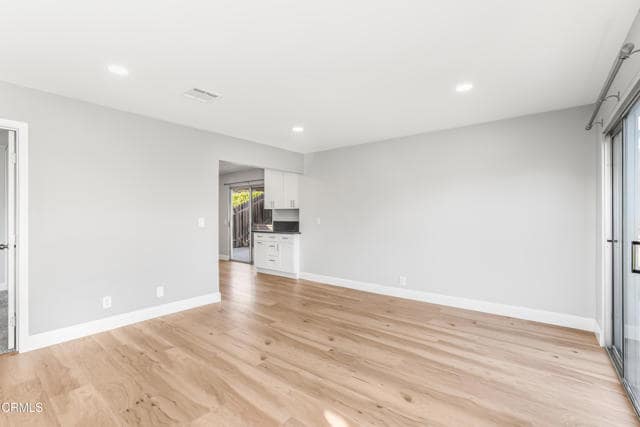 Building Photo - 634 Hillcrest Dr