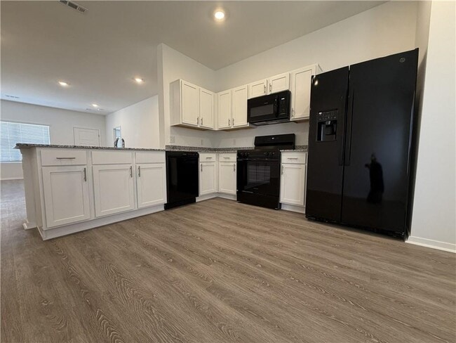 Building Photo - 3705 N Carmine Dr