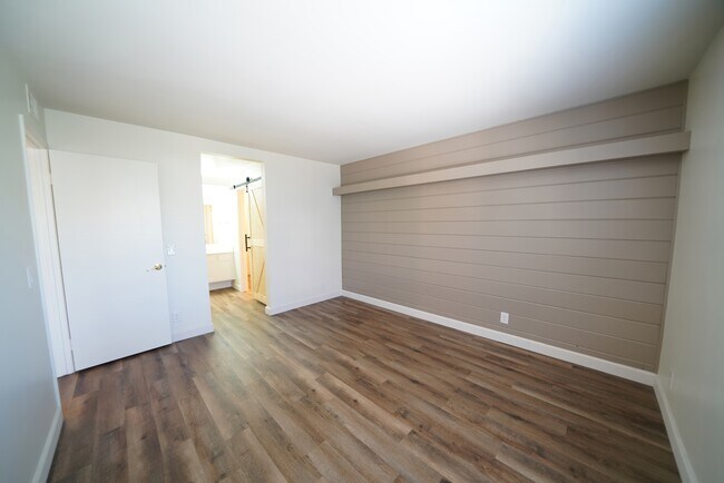 Building Photo - 28015 Sarabande Ln