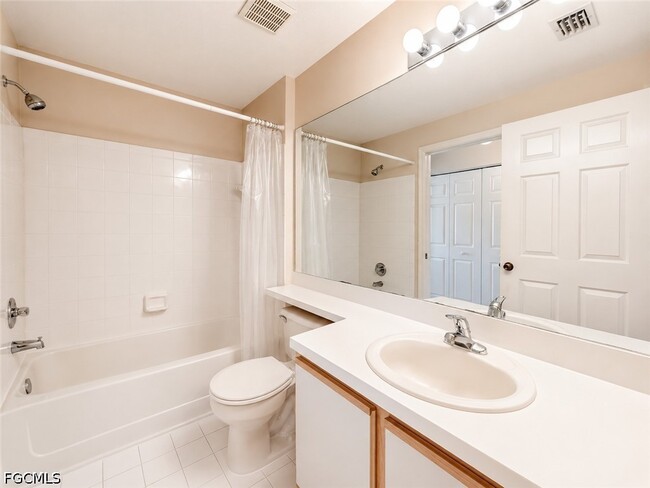 Building Photo - 6490 Aragon Way