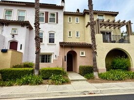 Building Photo - 2134 Silverado St