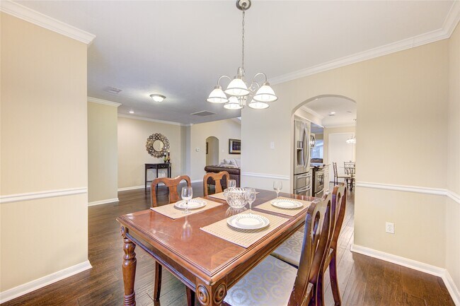 Building Photo - 12727 Westella Dr