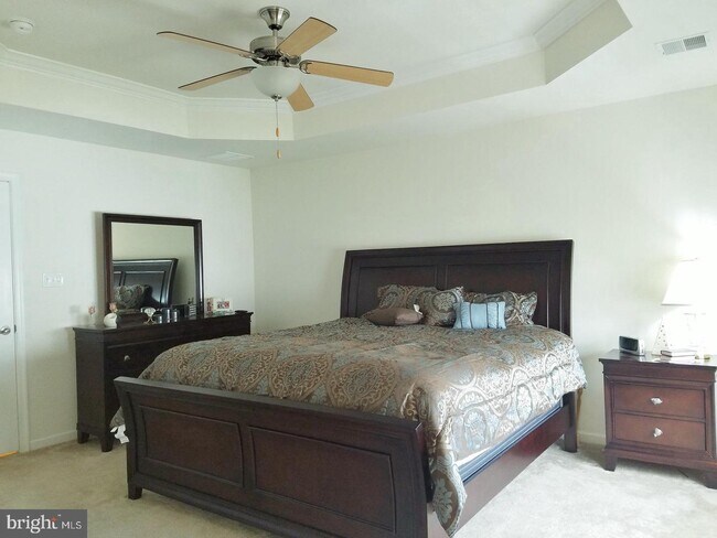 Building Photo - 611 Washington Sq