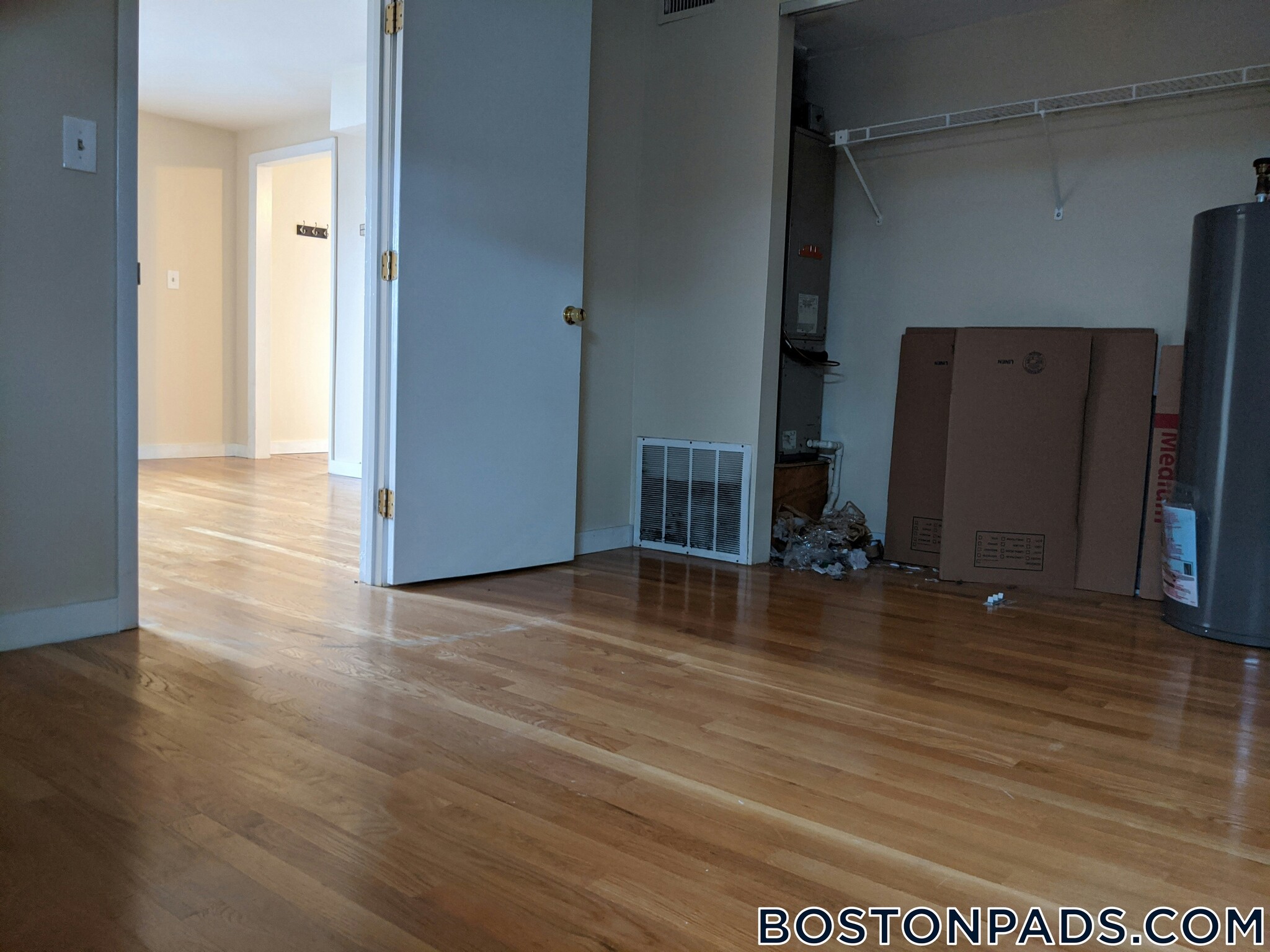 Building Photo - 385 Dorchester St