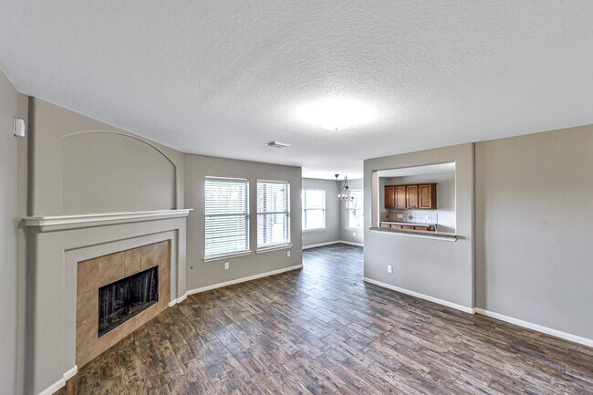 Building Photo - 20243 Sunset Ranch Dr