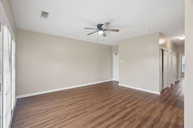 Building Photo - 501 Churchill Crossing