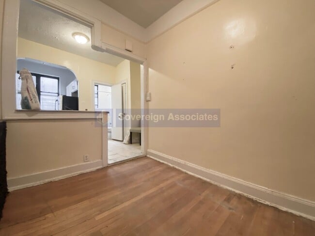 Building Photo - 2172 Second Avenue