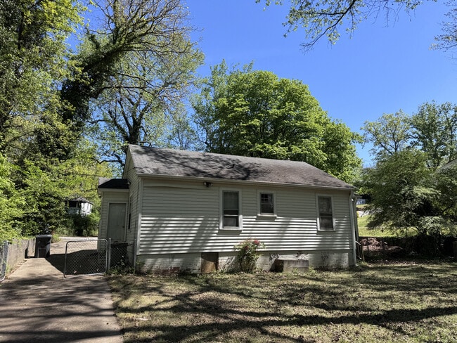 Building Photo - 6 Orlando Ave
