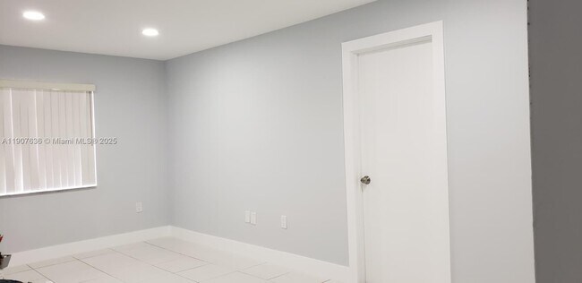 Building Photo - 15260 SW 80th St