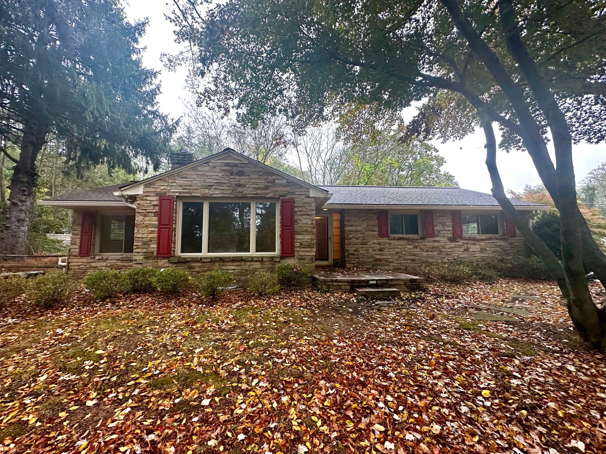 Building Photo - 1 High Acres Dr