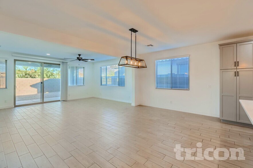 Building Photo - 24896 N 144th Ln