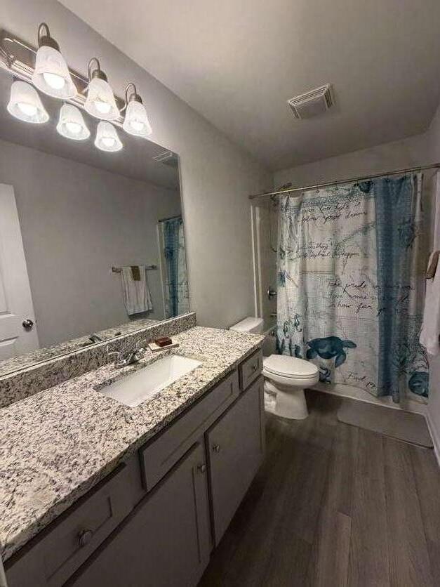 Building Photo - 7565 Knoll Hollow Rd