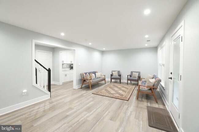 Building Photo - 20654 Sound Terrace