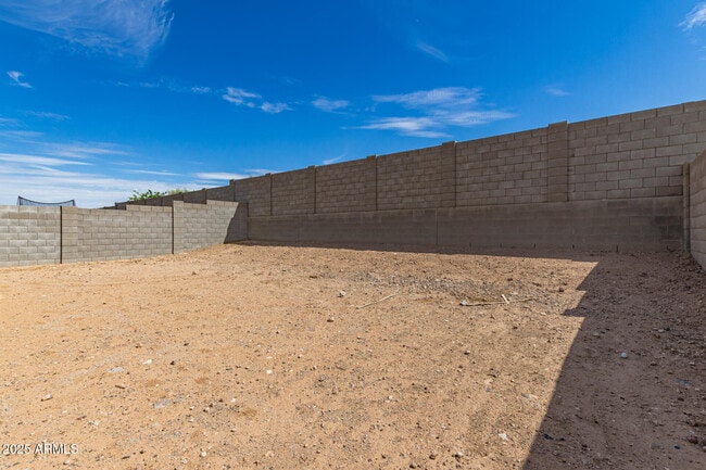 Building Photo - 12751 W Ocotillo Rd